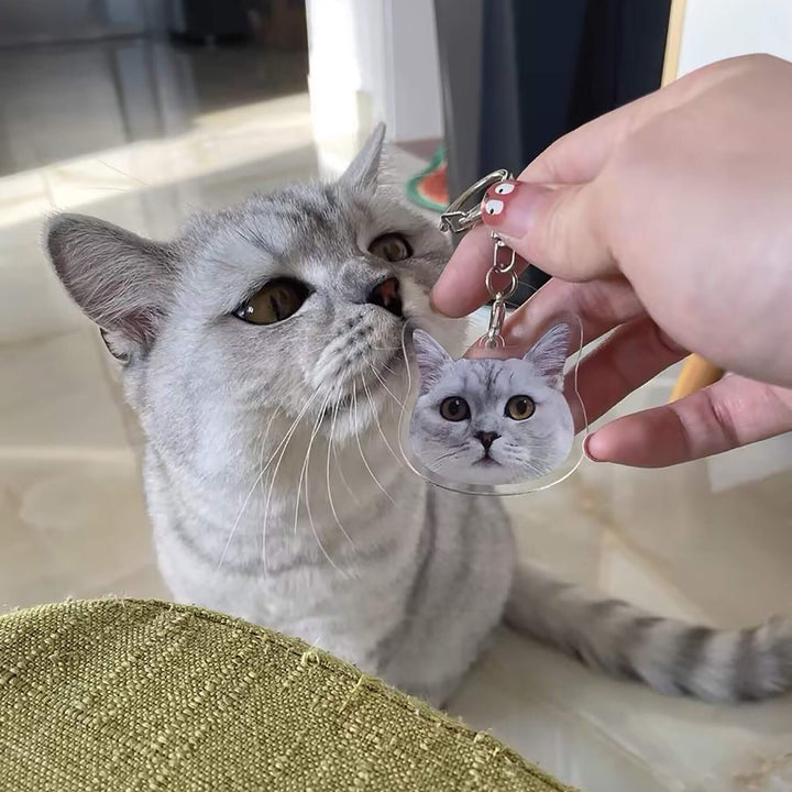 Handcrafted pet keychain made from high-quality materials